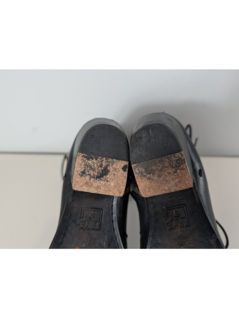 Frye Courtney women's black leather lace up boots size 7.5B - Picture 11 of 12